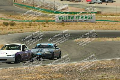 media/May-31-2025-CalClub SCCA (Sat) [[2c1a04e1ee]]/Qualifying/Group 5/Turn 4/
